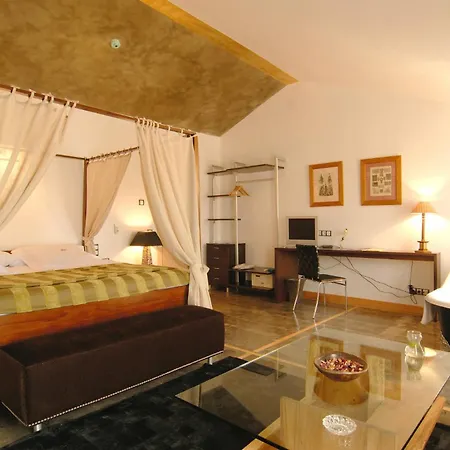 Casa Del Abad Hotel Ampudia
