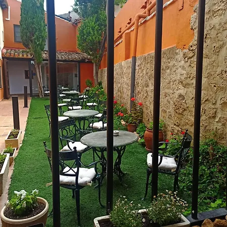 Casa Del Abad 5* Ampudia