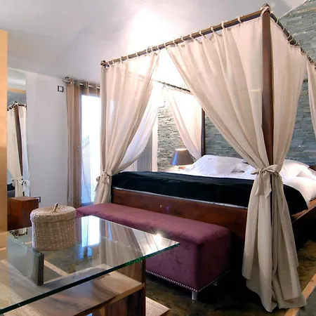 Casa Del Abad 5* Ampudia