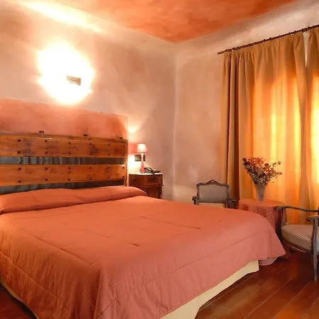 Casa Del Abad 5* Ampudia