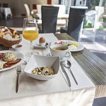 Casa Del Abad Hotel Ampudia