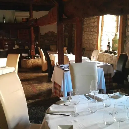 Casa Del Abad 5* Ampudia