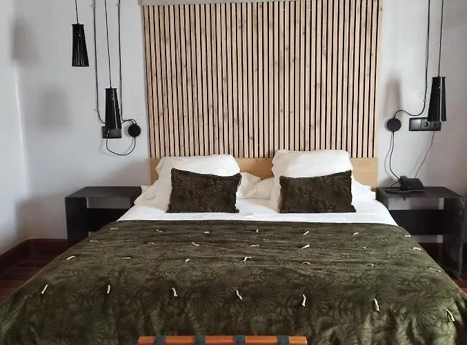 Casa Del Abad 암푸디아