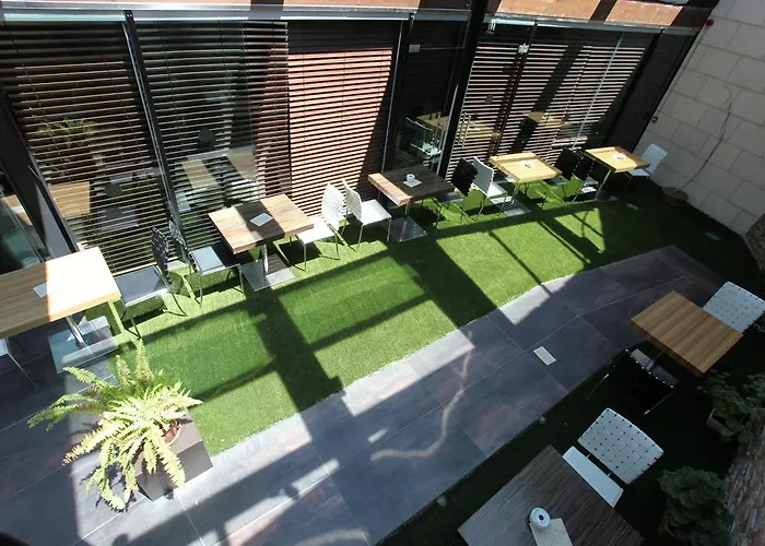 Casa Del Abad 암푸디아