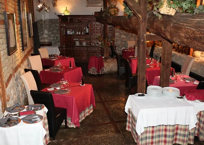 Casa Del Abad 호텔 암푸디아